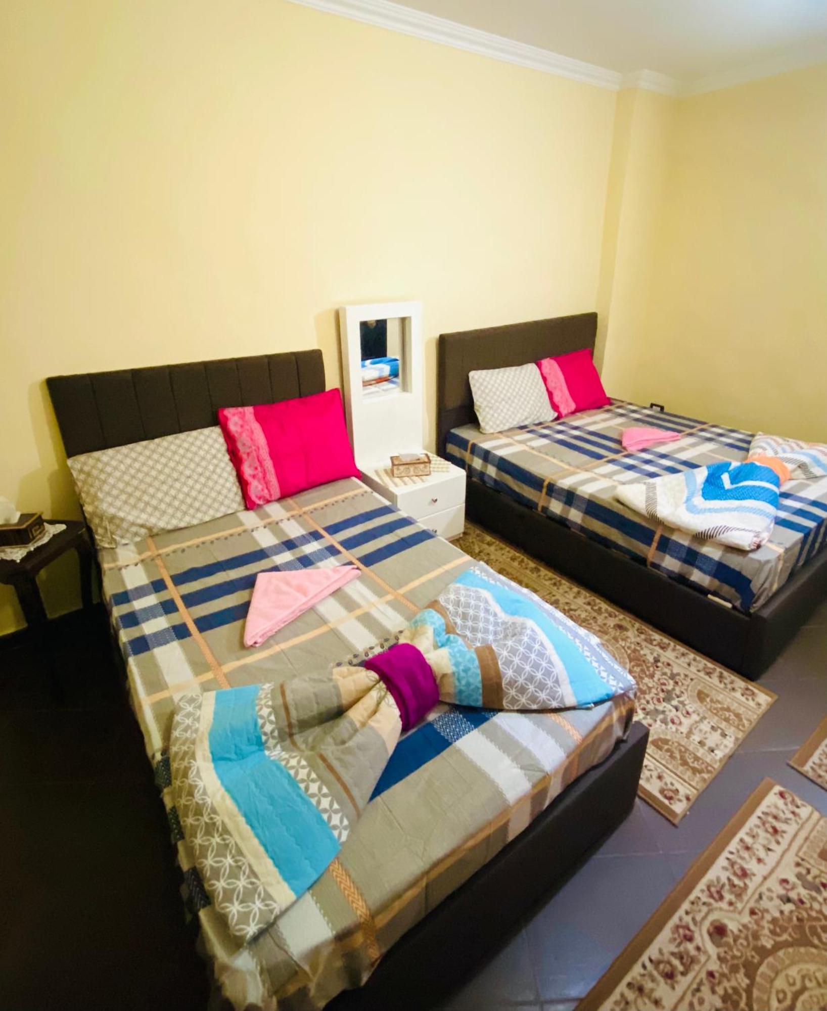Momen Pyramids Inn Kafret el-Gabal エクステリア 写真